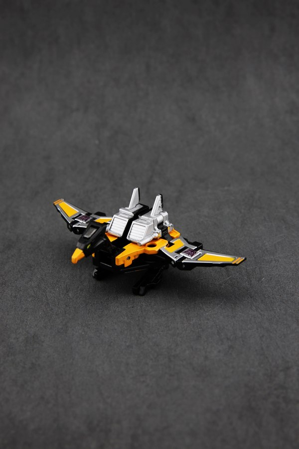 Transformers Masterpiece MP 16 Frenzy And Buzzsaw BIGGER In Hand Image  (15 of 25)